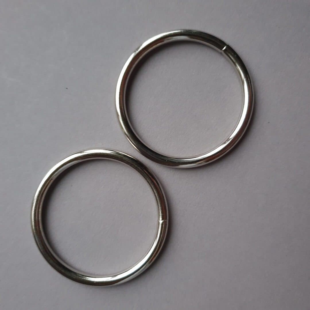 2x Metallring silber - 6 cm Durchmesser - Makramehänger -MetRing6cmsilber - Gokrea.com